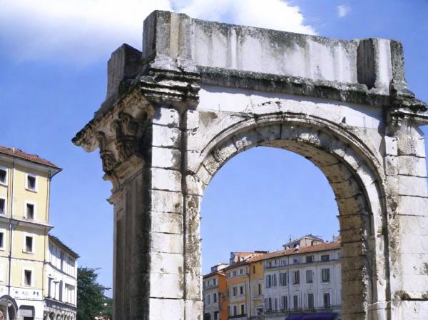 Triumphal Arch Sergius photo